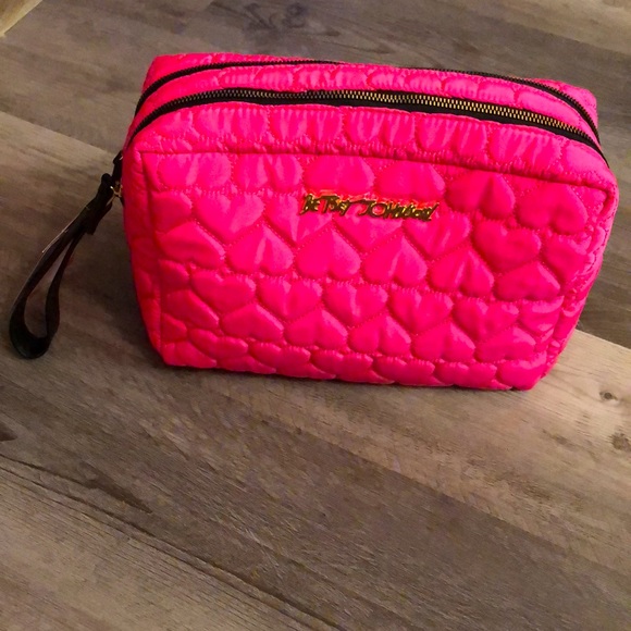 Betsey Johnson Hot Pink Quilted Heart Double Zip Cosmetic Case Makeup Bag NWT - Picture 10 of 16